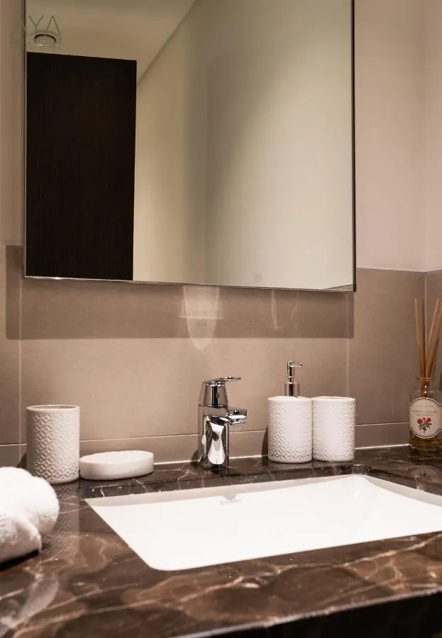 Fancy One Bedroom Apartment In Downtown Dubai By Aya Boutique
